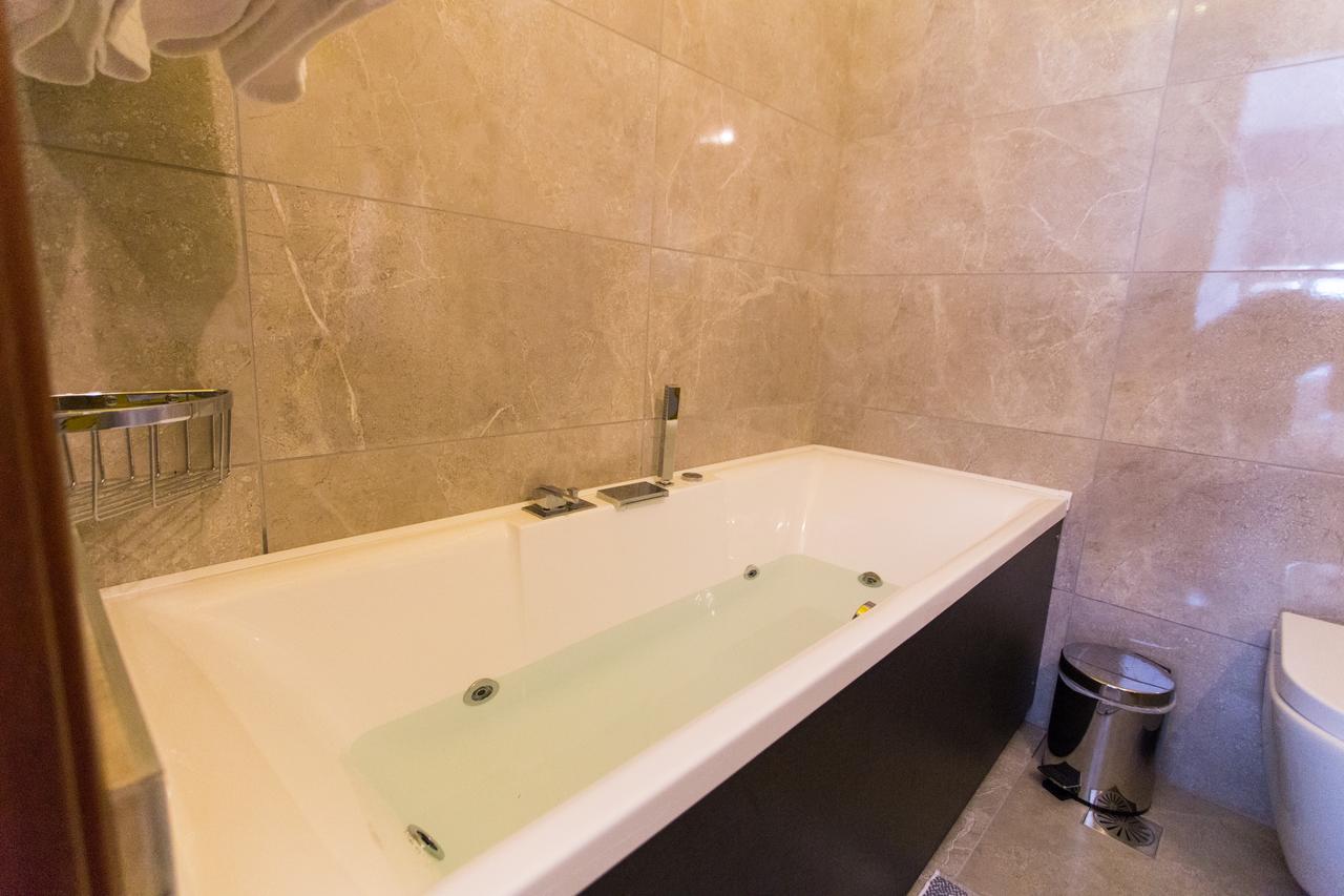 Abi Luxury Villas Monodendri Chambre photo